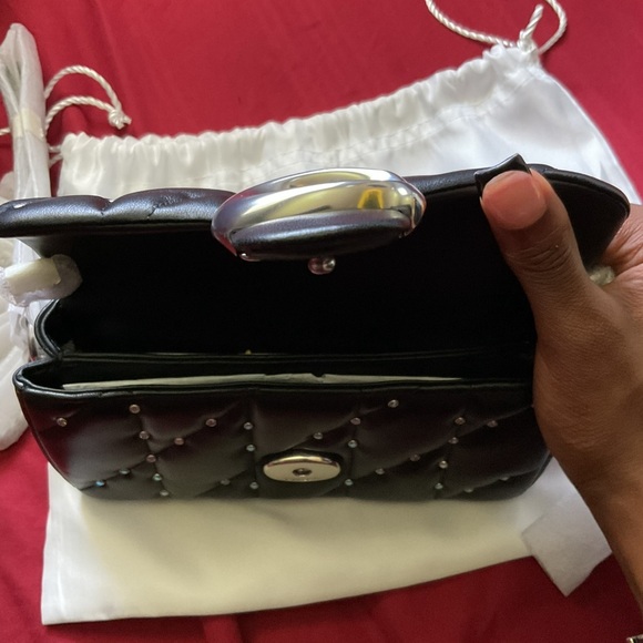 Coach - Picture 2 of 6